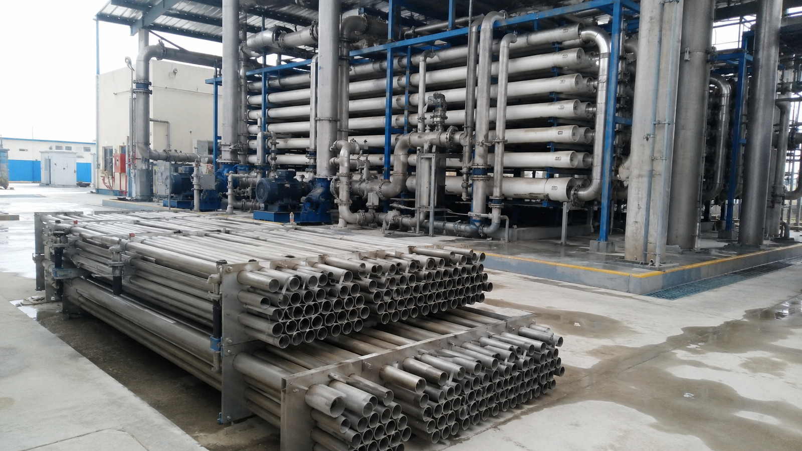 Titanium tubes for seawater desalination equipment